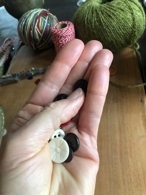 Fine motor exercise: Finger-to-palm translation using buttons to improve in-hand manipulation skills.