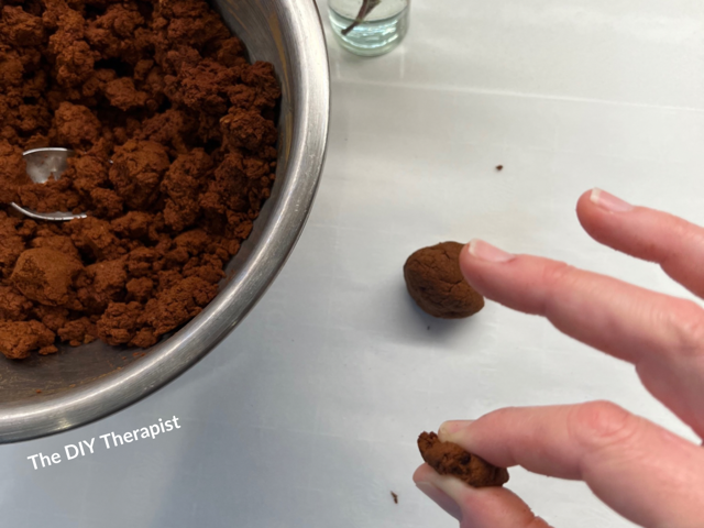 cinnamon applesauce ornaments