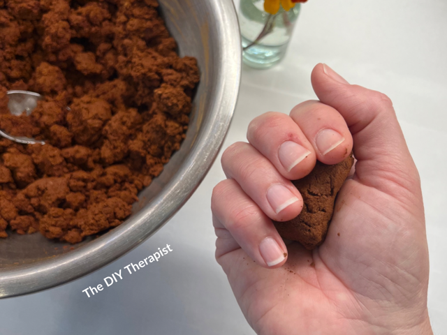 cinnamon applesauce ornaments