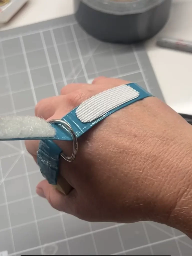 DIY adjustable universal cuff